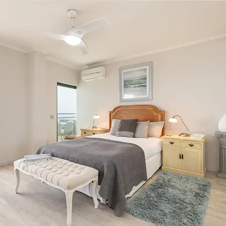 Seaview & Sunsets Quarteira