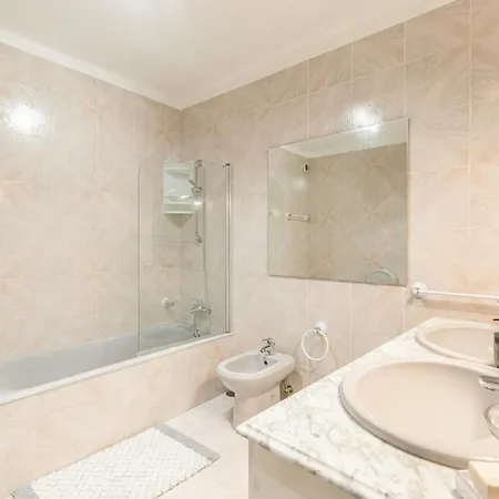 Апартаменты Seaview & Sunsets *