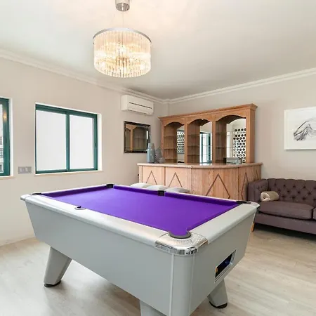 Апартаменты Seaview & Sunsets *