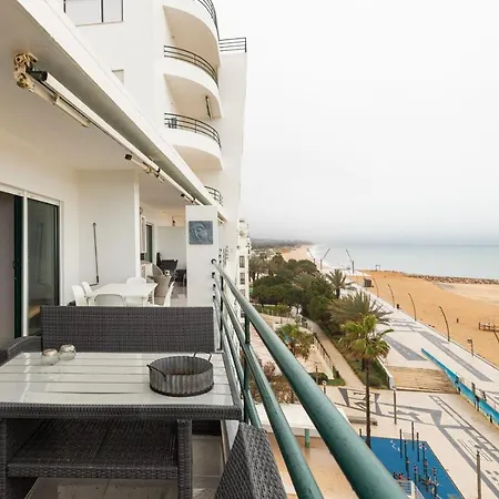 Апартаменты Seaview & Sunsets *