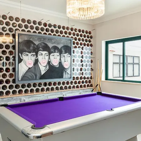 Seaview & Sunsets Апартаменты