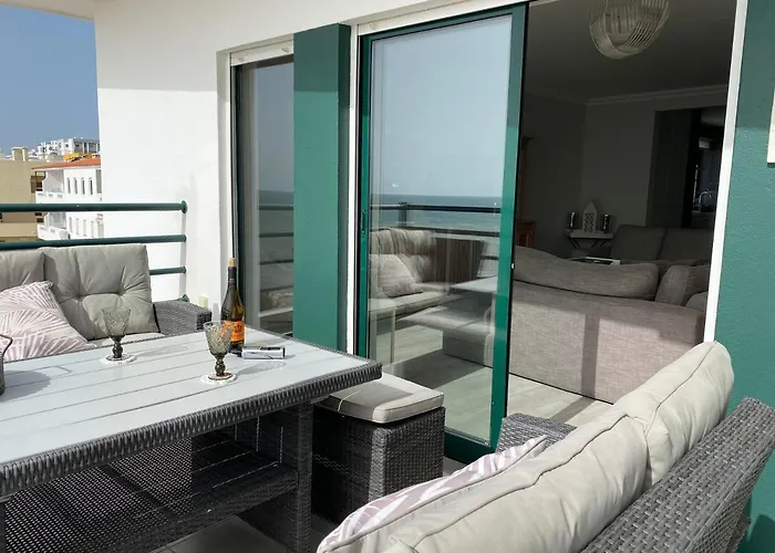 Seaview & Sunsets * Quarteira